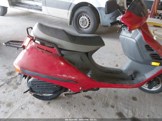 45251409 :رقم المزاد ، JH2KF0103HK212470 vin ، 1987 Honda Ch150 مزاد بيع