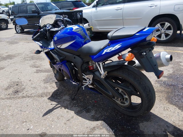 45251434 :رقم المزاد ، JYARJ06E54A011692 vin ، 2004 Yamaha Yzfr6 L مزاد بيع