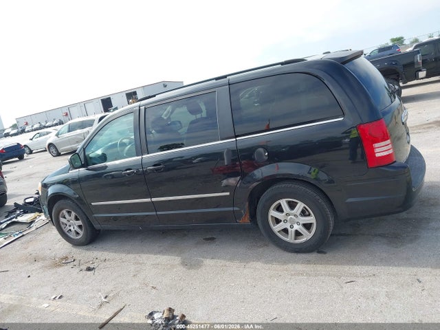 Продаж на аукціоні авто 2010 Chrysler Town & Country Touring, vin: 2A4RR5D19AR141602, номер лоту: 45251477