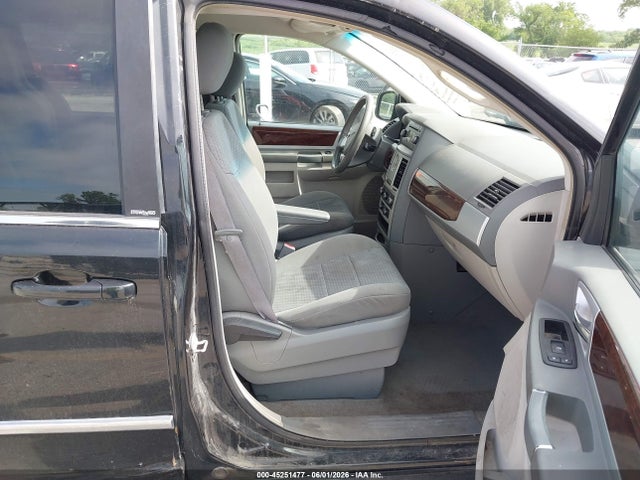 Продаж на аукціоні авто 2010 Chrysler Town & Country Touring, vin: 2A4RR5D19AR141602, номер лоту: 45251477