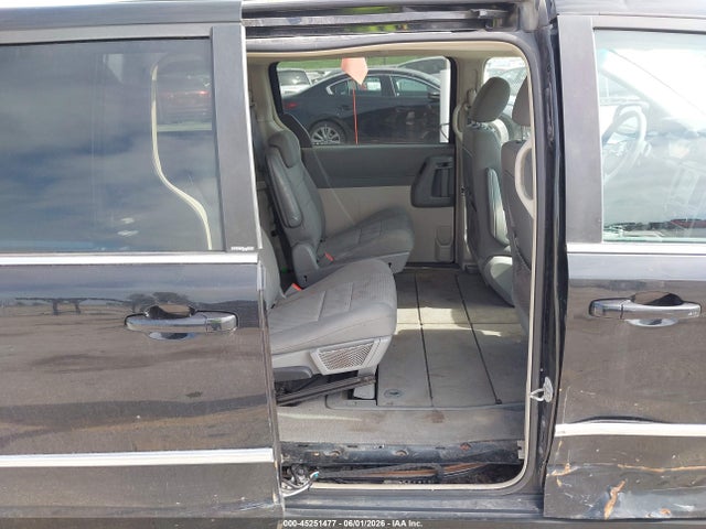 Продаж на аукціоні авто 2010 Chrysler Town & Country Touring, vin: 2A4RR5D19AR141602, номер лоту: 45251477