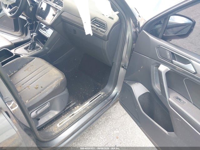 Продаж на аукціоні авто 2022 Volkswagen Tiguan 2.0t Se R-line Black, vin: 3VVCB7AX6NM157730, номер лоту: 45251511
