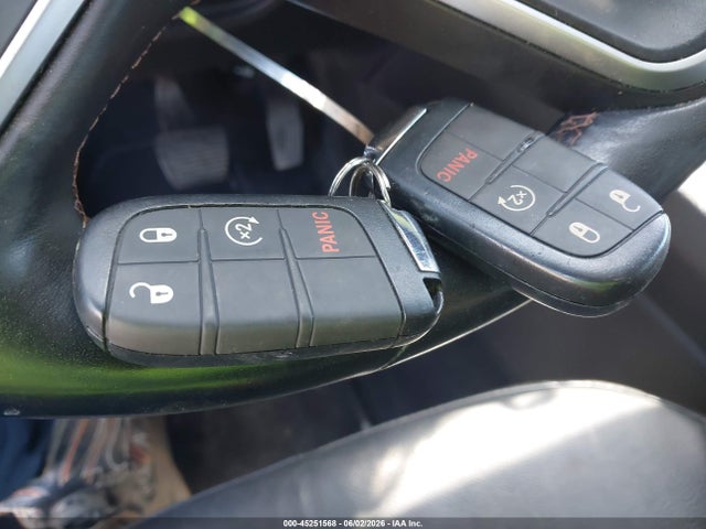 45251568 :رقم المزاد ، 3C4NJDCBXNT136234 vin ، 2022 Jeep Compass Limited 4x4 مزاد بيع
