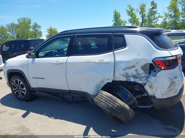 45251568 :رقم المزاد ، 3C4NJDCBXNT136234 vin ، 2022 Jeep Compass Limited 4x4 مزاد بيع