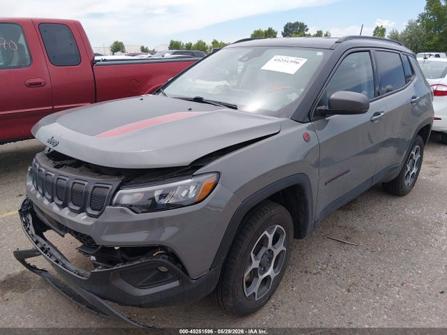 3C4NJDDB1NT101998 Jeep Compass Trailhawk 4x4