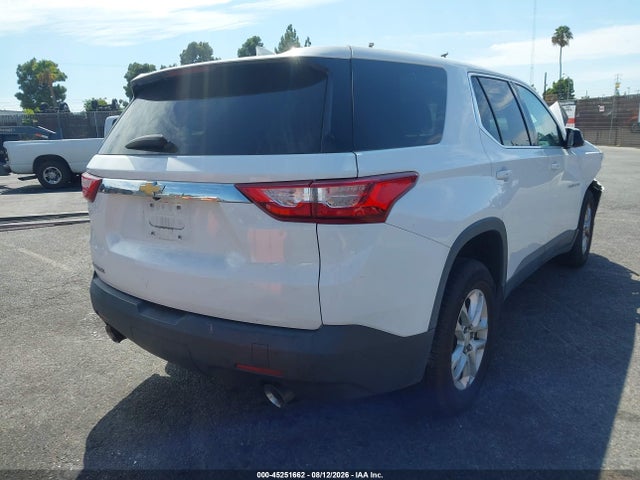 Chevrolet Traverse Ls 2018 1GNERFKW5JJ185200 Image 4