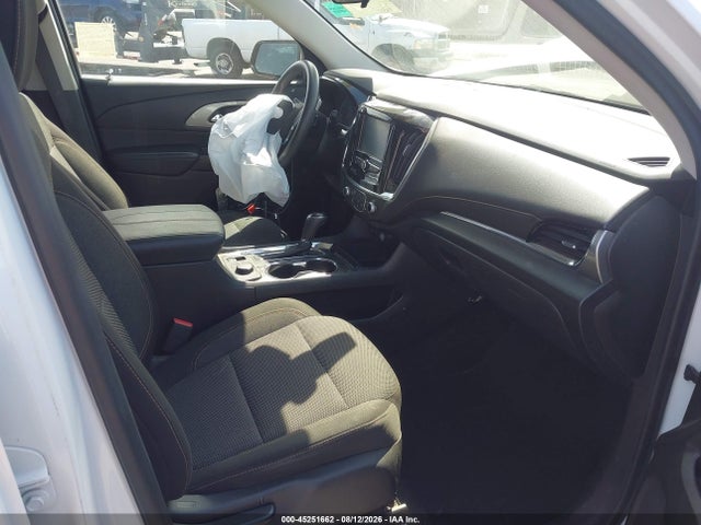Chevrolet Traverse Ls 2018 1GNERFKW5JJ185200 Image 5