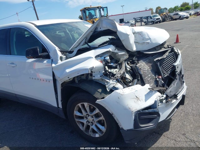 Chevrolet Traverse Ls 2018 1GNERFKW5JJ185200 Image 6