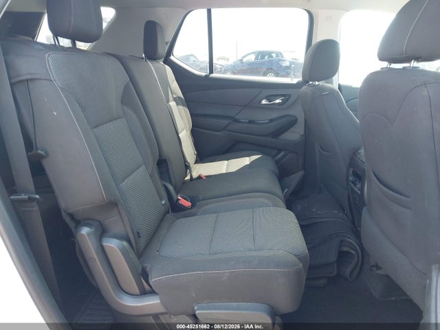 Chevrolet Traverse Ls 2018 1GNERFKW5JJ185200 Image 8
