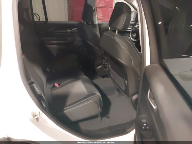 1C4RJHAG8P8870959 Jeep Grand Cherokee Laredo 4x4