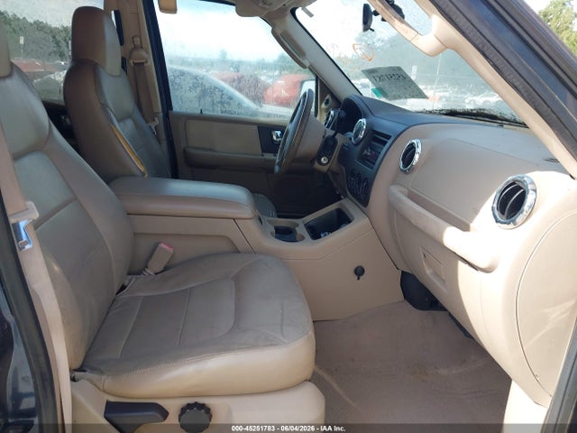 Продаж на аукціоні авто 2005 Ford Expedition Xlt, vin: 1FMPU155X5LA11991, номер лоту: 45251783
