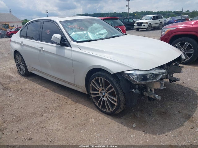 45251795 :رقم المزاد ، WBA8D9C52JEM34845 vin ، 2018 Bmw 330i Xdrive مزاد بيع