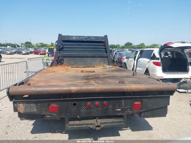 45251796 :رقم المزاد ، 1FDXF46F9YED47577 vin ، 2000 Ford F-450 Lariat/xl/xlt مزاد بيع