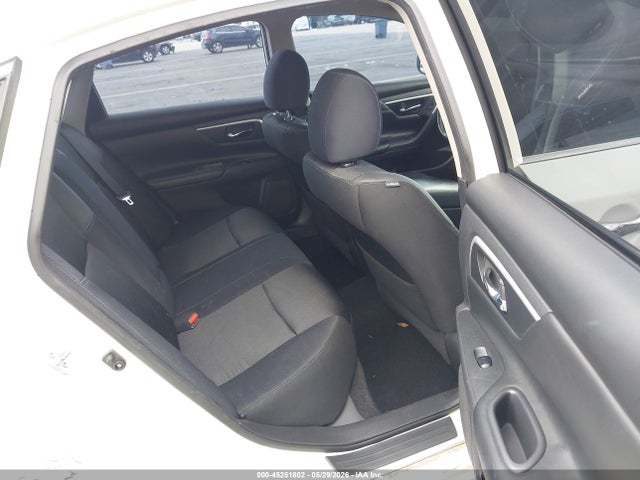 Продажа на аукционе авто 2016 Nissan Altima 2.5 Sr, vin: 1N4AL3AP2GC263047, номер лота: 45251802