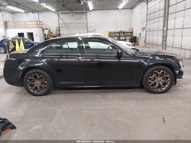 45251815 :رقم المزاد ، 2C3CCAGG5GH262037 vin ، 2016 Chrysler 300 300s Alloy Edition مزاد بيع
