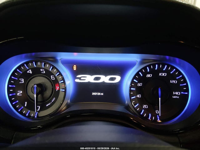 45251815 :رقم المزاد ، 2C3CCAGG5GH262037 vin ، 2016 Chrysler 300 300s Alloy Edition مزاد بيع
