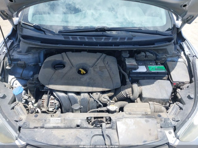 5NPDH4AE9GH709017 Hyundai ELANTRA SE