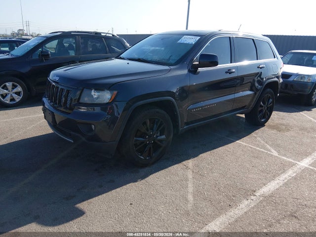 2012 Jeep Grand Cherokee Laredo მანქანა იყიდება აუქციონზე, vin: 1C4RJFAG1CC333667, აუქციონის ნომერი: 45251834