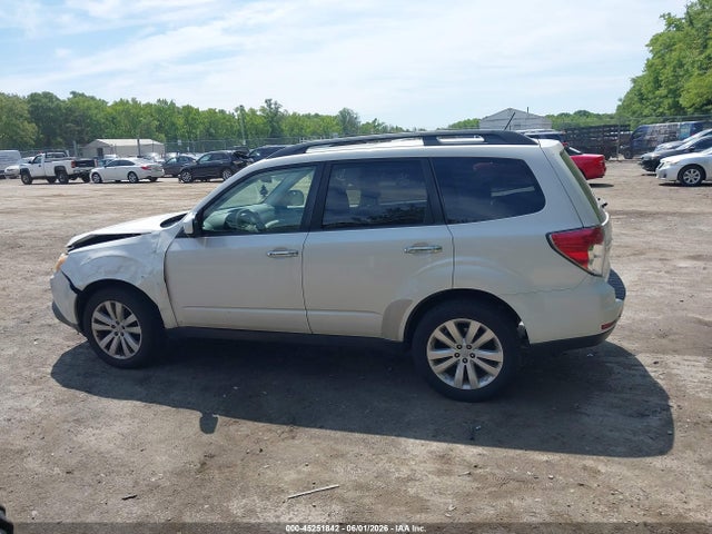 45251842 :رقم المزاد ، JF2SHADCXDH403018 vin ، 2013 Subaru Forester 2.5x Premium مزاد بيع
