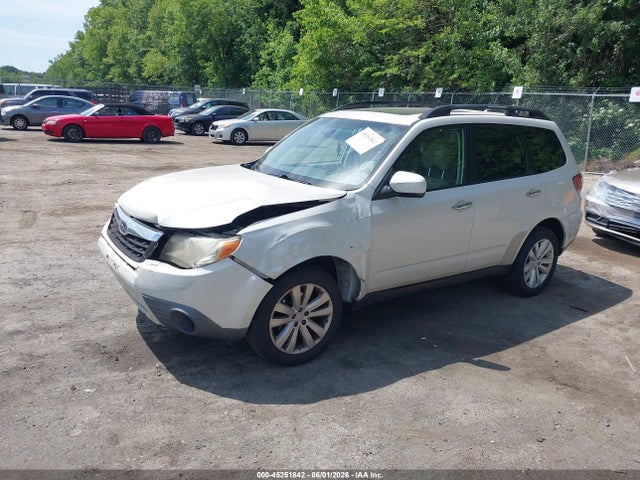 45251842 :رقم المزاد ، JF2SHADCXDH403018 vin ، 2013 Subaru Forester 2.5x Premium مزاد بيع