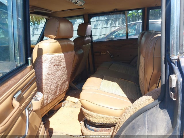 1986 Jeep Grand Wagoneer მანქანა იყიდება აუქციონზე, vin: 1JCNJ15U5GT171807, აუქციონის ნომერი: 45251877