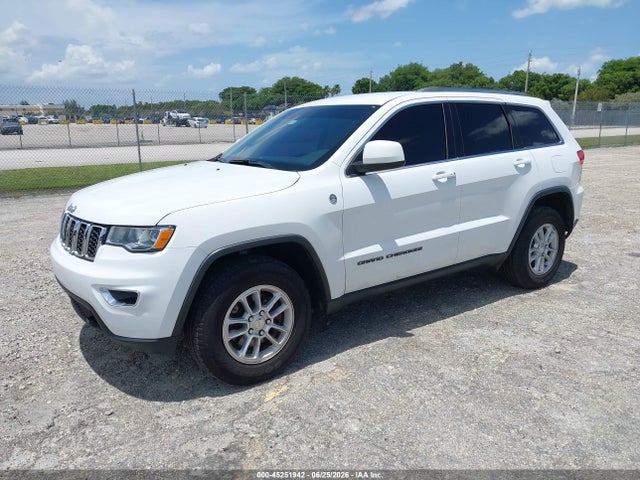 1C4RJFAG1KC836999 Jeep Grand Cherokee Laredo E 4x4