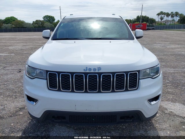 1C4RJFAG1KC836999 Jeep Grand Cherokee Laredo E 4x4
