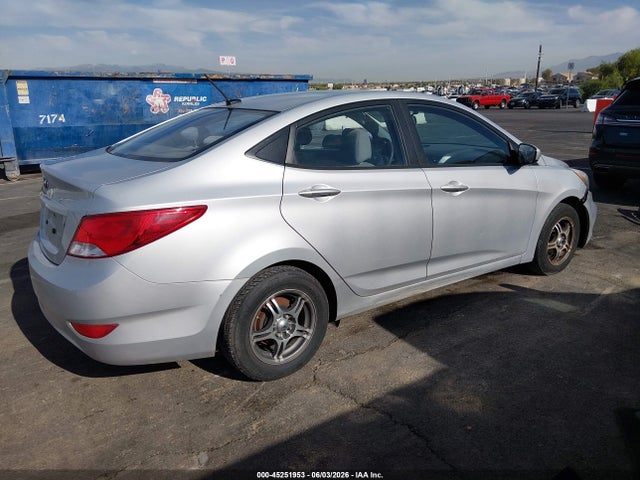 45251953 :رقم المزاد ، KMHCT4AE7FU880486 vin ، 2015 Hyundai Accent Gls مزاد بيع
