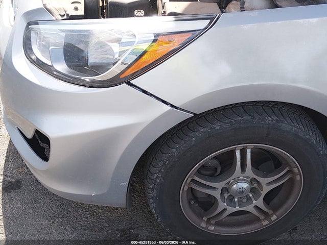 45251953 :رقم المزاد ، KMHCT4AE7FU880486 vin ، 2015 Hyundai Accent Gls مزاد بيع
