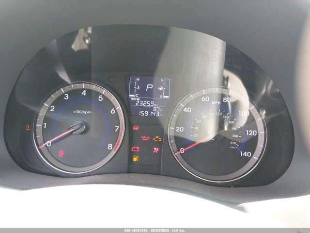 45251953 :رقم المزاد ، KMHCT4AE7FU880486 vin ، 2015 Hyundai Accent Gls مزاد بيع
