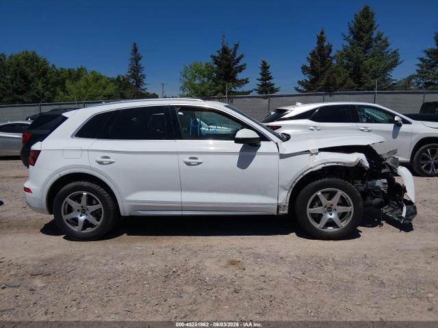45251962 :رقم المزاد ، WA1CNAFY1J2087828 vin ، 2018 Audi Q5 2.0t Premium/2.0t Tech Premium مزاد بيع