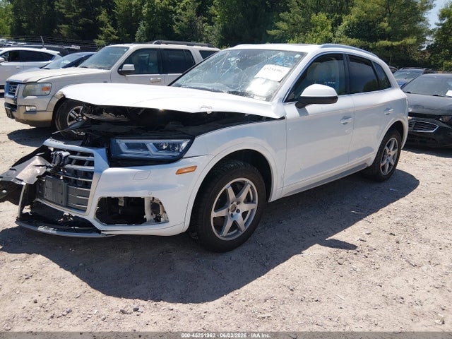 45251962 :رقم المزاد ، WA1CNAFY1J2087828 vin ، 2018 Audi Q5 2.0t Premium/2.0t Tech Premium مزاد بيع