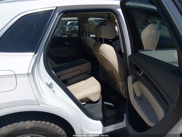 45251962 :رقم المزاد ، WA1CNAFY1J2087828 vin ، 2018 Audi Q5 2.0t Premium/2.0t Tech Premium مزاد بيع