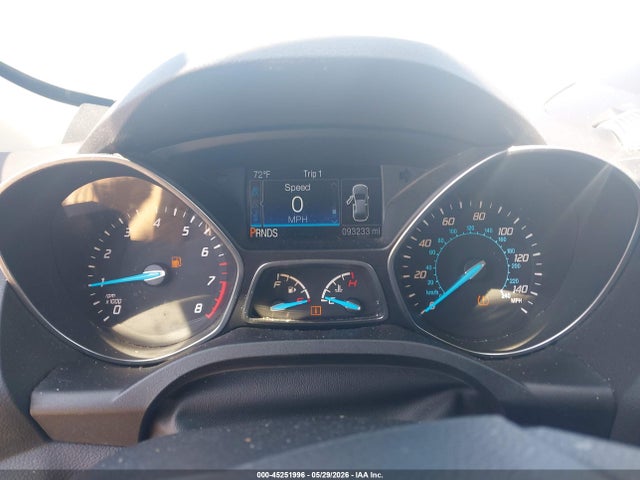 Продажа на аукционе авто 2016 Ford Escape Se, vin: 1FMCU9GX6GUB55160, номер лота: 45251996
