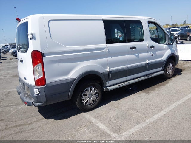 1FTNR1ZMXFKB02264 Ford Transit-250