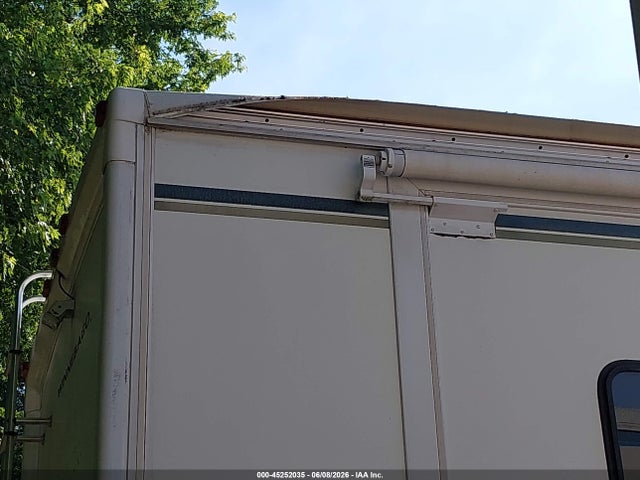Продажа на аукционе авто 2002 Workhorse Custom Chassis Motorhome Chassis W22, vin: 5B4MP67G823349160, номер лота: 45252035