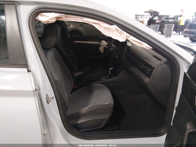2025 Volkswagen Jetta 1.5t Sport მანქანა იყიდება აუქციონზე, vin: 3VWBX7BU2SM063627, აუქციონის ნომერი: 45252046