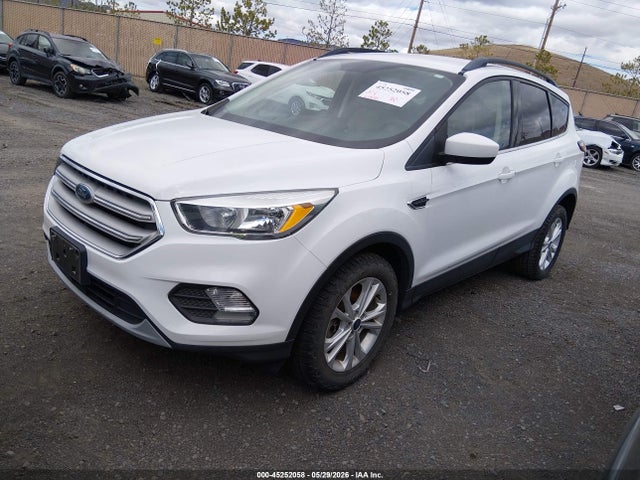 Продажа на аукционе авто 2018 Ford Escape Se, vin: 1FMCU9GD6JUC19551, номер лота: 45252058