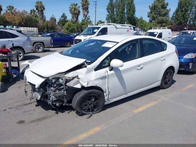 45252097 :رقم المزاد ، JTDKN3DU5D5638018 vin ، 2013 Toyota Prius Two مزاد بيع