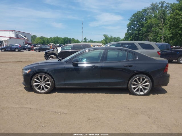 Aukcja sprzedaży 2021 Volvo S60 Momentum, vin: 7JR102TZ7MG112139, numer aukcji: 45252125