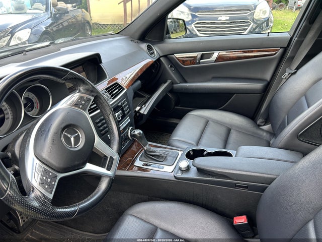 45252142 :رقم المزاد ، WDDGF4HB7DR273292 vin ، 2013 Mercedes-benz C 250 Sport مزاد بيع
