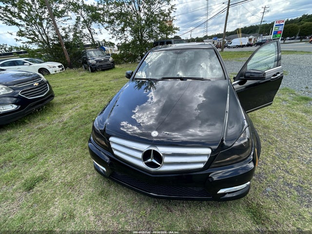 45252142 :رقم المزاد ، WDDGF4HB7DR273292 vin ، 2013 Mercedes-benz C 250 Sport مزاد بيع