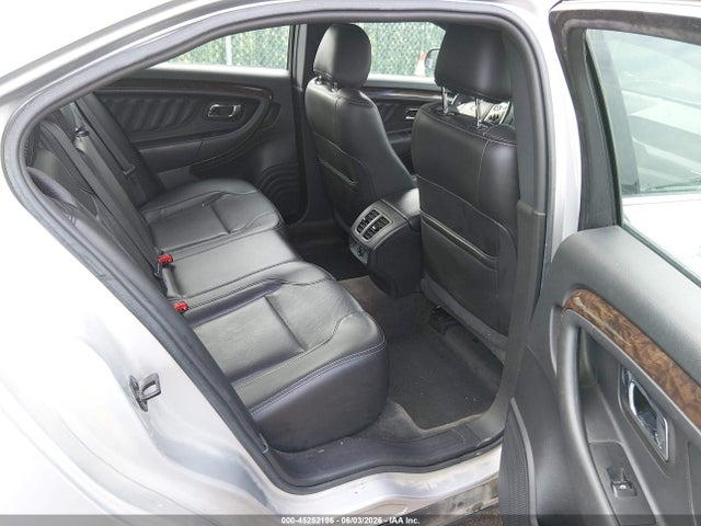 45252196 :رقم المزاد ، 1FAHP2F83EG121861 vin ، 2014 Ford Taurus Limited مزاد بيع