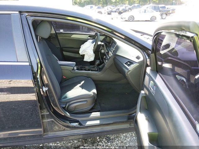Hyundai SONATA SE 2018 5NPE24AFXJH708853 Image 5