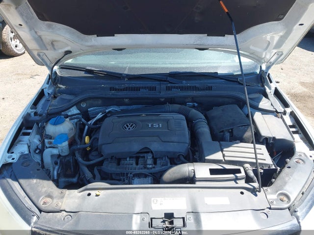 2014 Volkswagen Jetta 1.8t Se მანქანა იყიდება აუქციონზე, vin: 3VWD17AJ2EM322168, აუქციონის ნომერი: 45252265