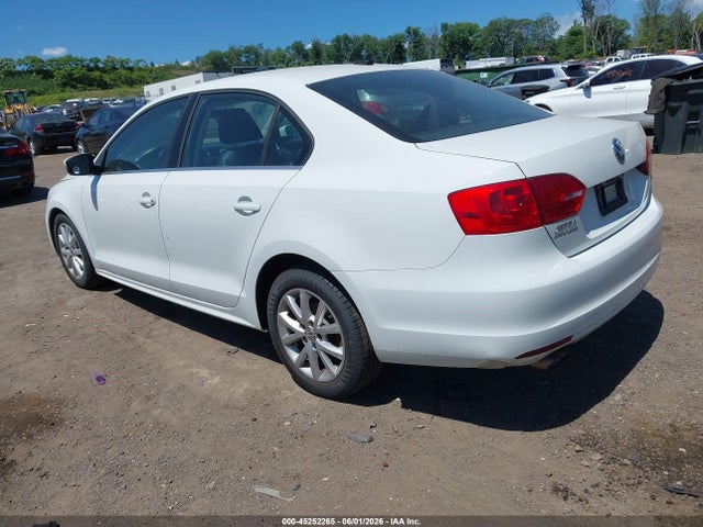 2014 Volkswagen Jetta 1.8t Se მანქანა იყიდება აუქციონზე, vin: 3VWD17AJ2EM322168, აუქციონის ნომერი: 45252265