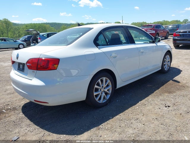 2014 Volkswagen Jetta 1.8t Se მანქანა იყიდება აუქციონზე, vin: 3VWD17AJ2EM322168, აუქციონის ნომერი: 45252265