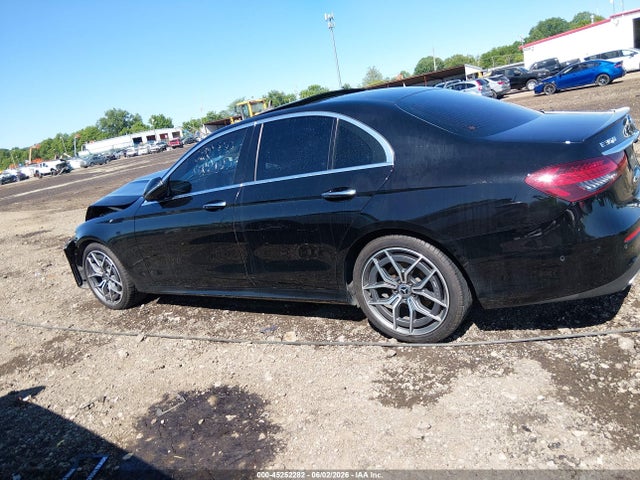45252282 :رقم المزاد ، W1KZF8DB3MA888572 vin ، 2021 Mercedes-benz E 350 مزاد بيع