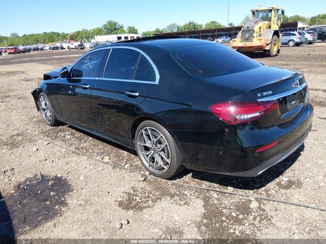 45252282 :رقم المزاد ، W1KZF8DB3MA888572 vin ، 2021 Mercedes-benz E 350 مزاد بيع