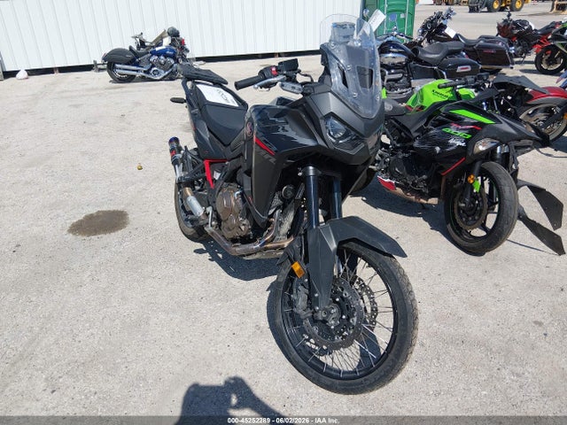 45252289 :رقم المزاد ، JH2SD1519SK100102 vin ، 2025 Honda Crf1000 A مزاد بيع